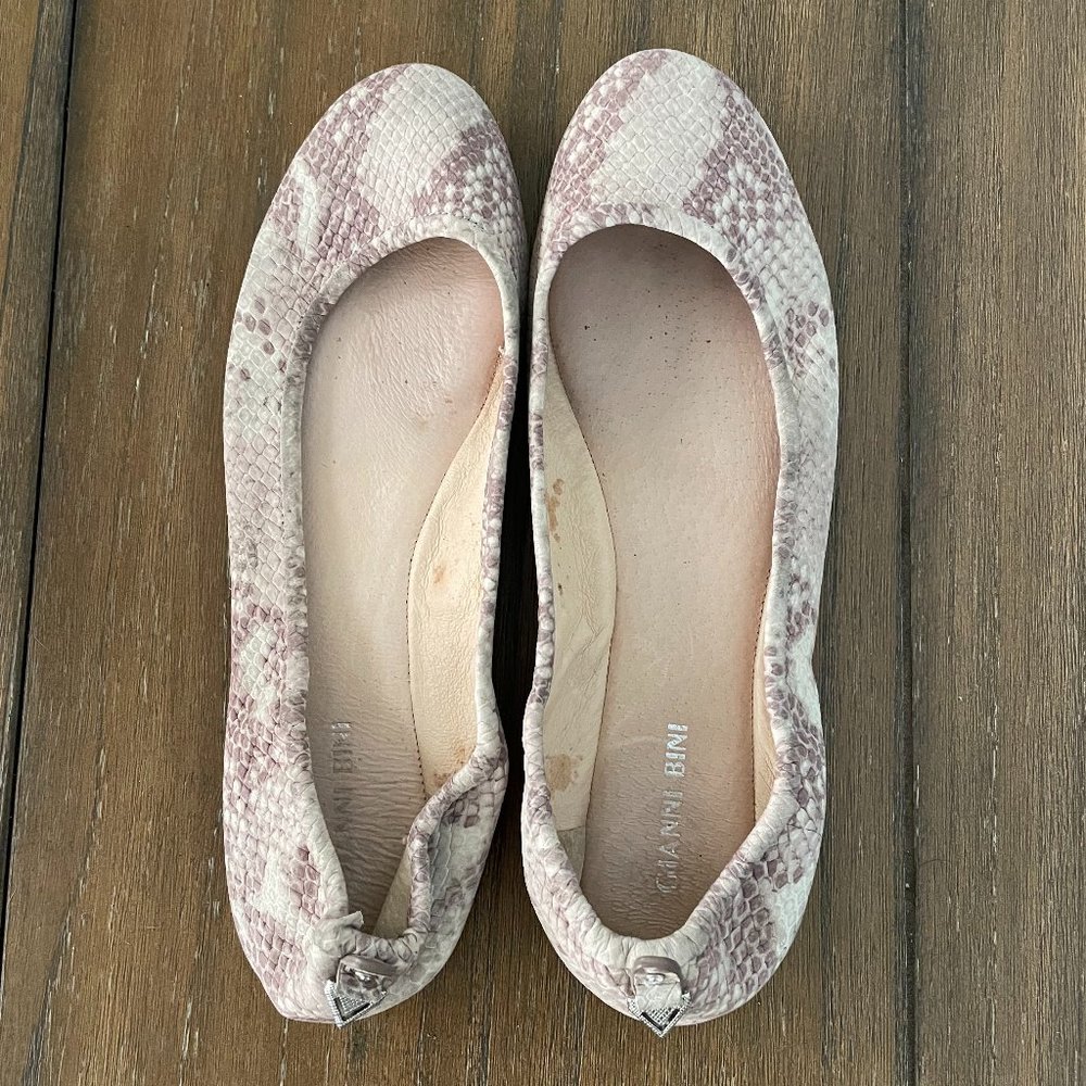 White Snake print Flats